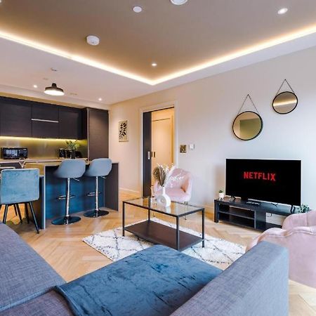 Exquisite Central York Abode Sleeps 6! Bagian luar foto