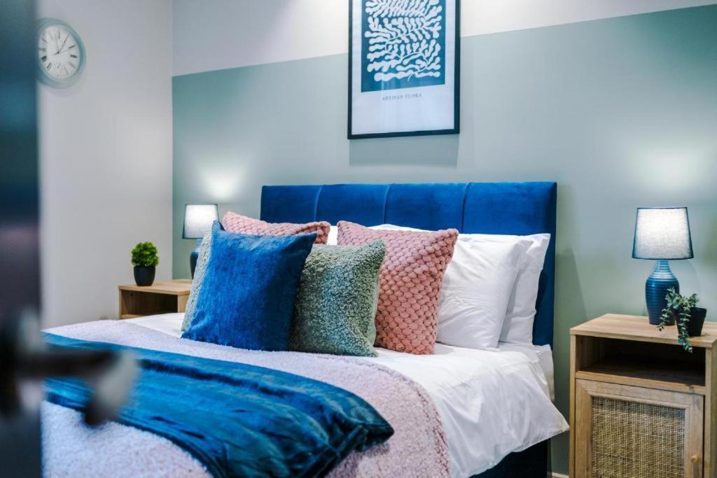 Exquisite Central York Abode Sleeps 6! Bagian luar foto