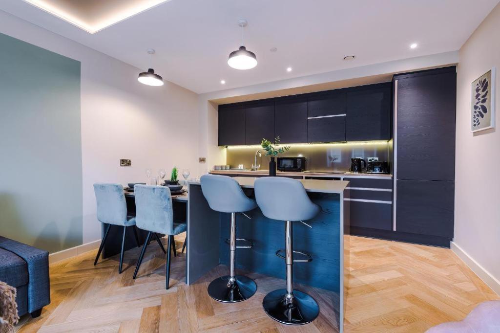 Exquisite Central York Abode Sleeps 6! Bagian luar foto