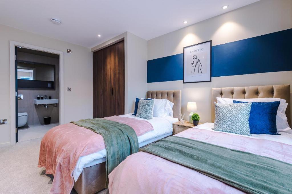 Exquisite Central York Abode Sleeps 6! Bagian luar foto