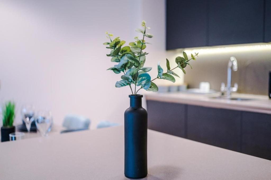 Exquisite Central York Abode Sleeps 6! Bagian luar foto