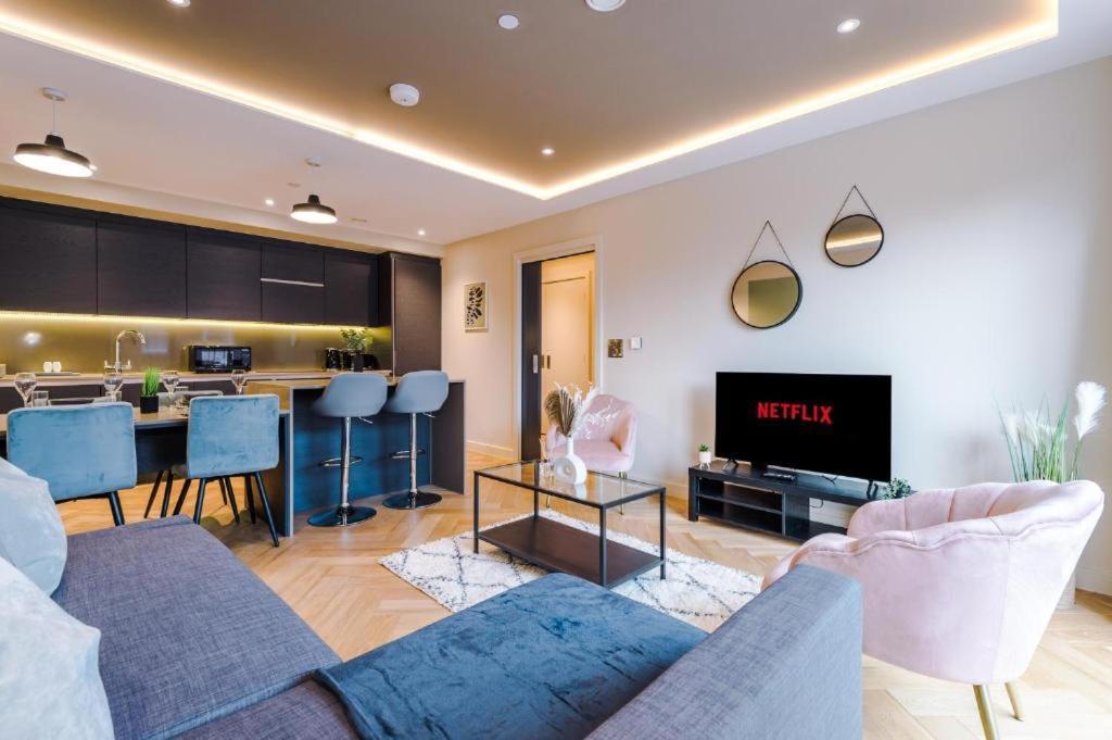 Exquisite Central York Abode Sleeps 6! Bagian luar foto