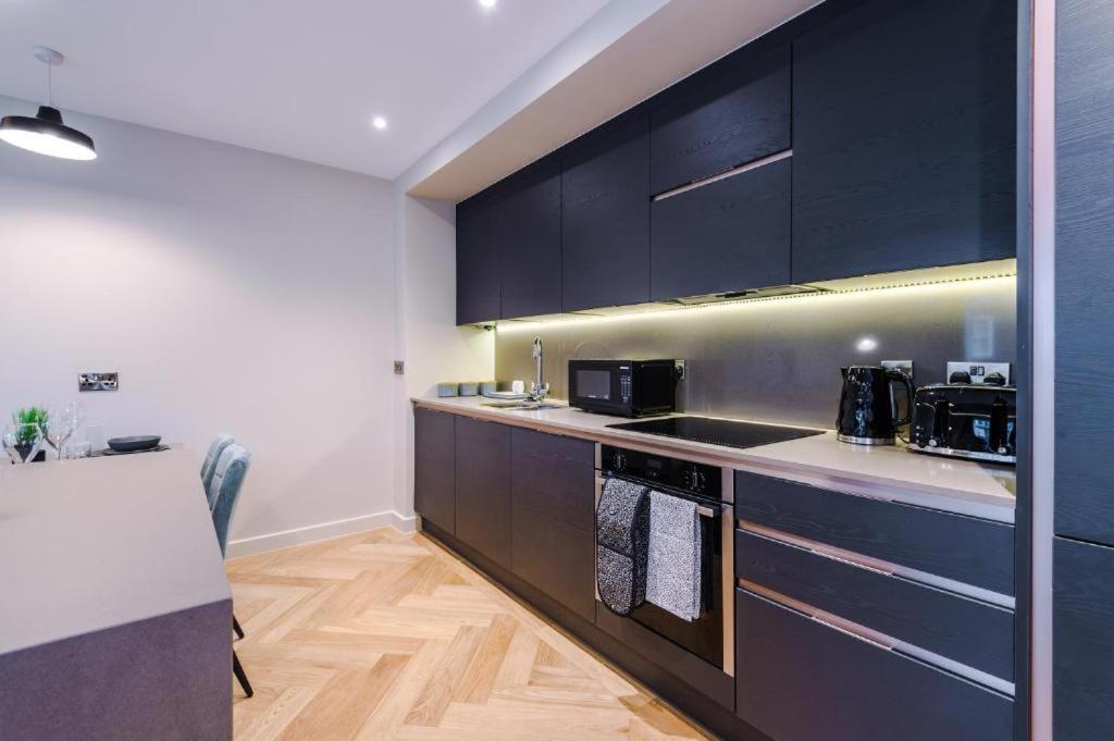 Exquisite Central York Abode Sleeps 6! Bagian luar foto